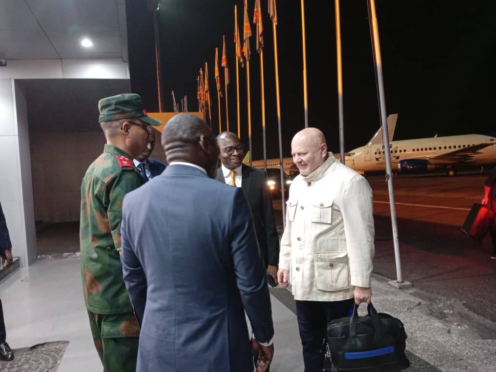 Le procureur de la CPI, Karim Khan, pose ses valises à Kinshasa, 25 février 2025